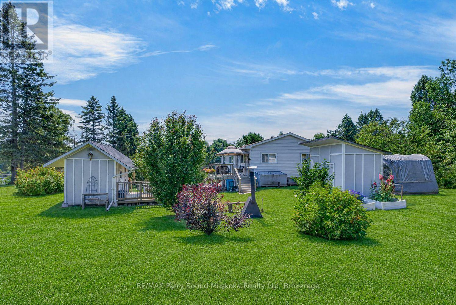 22 Ahmic Street, Magnetawan, ON