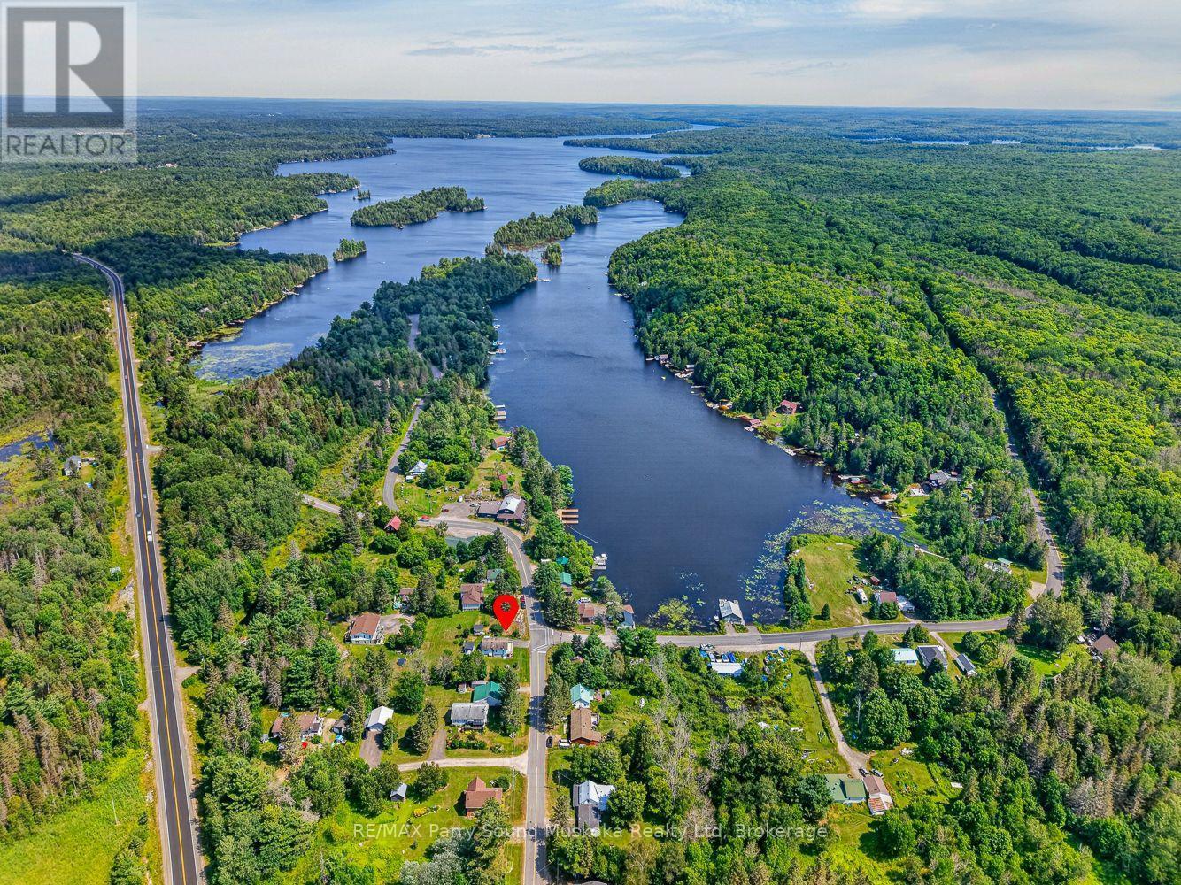 22 Ahmic Street, Magnetawan, ON