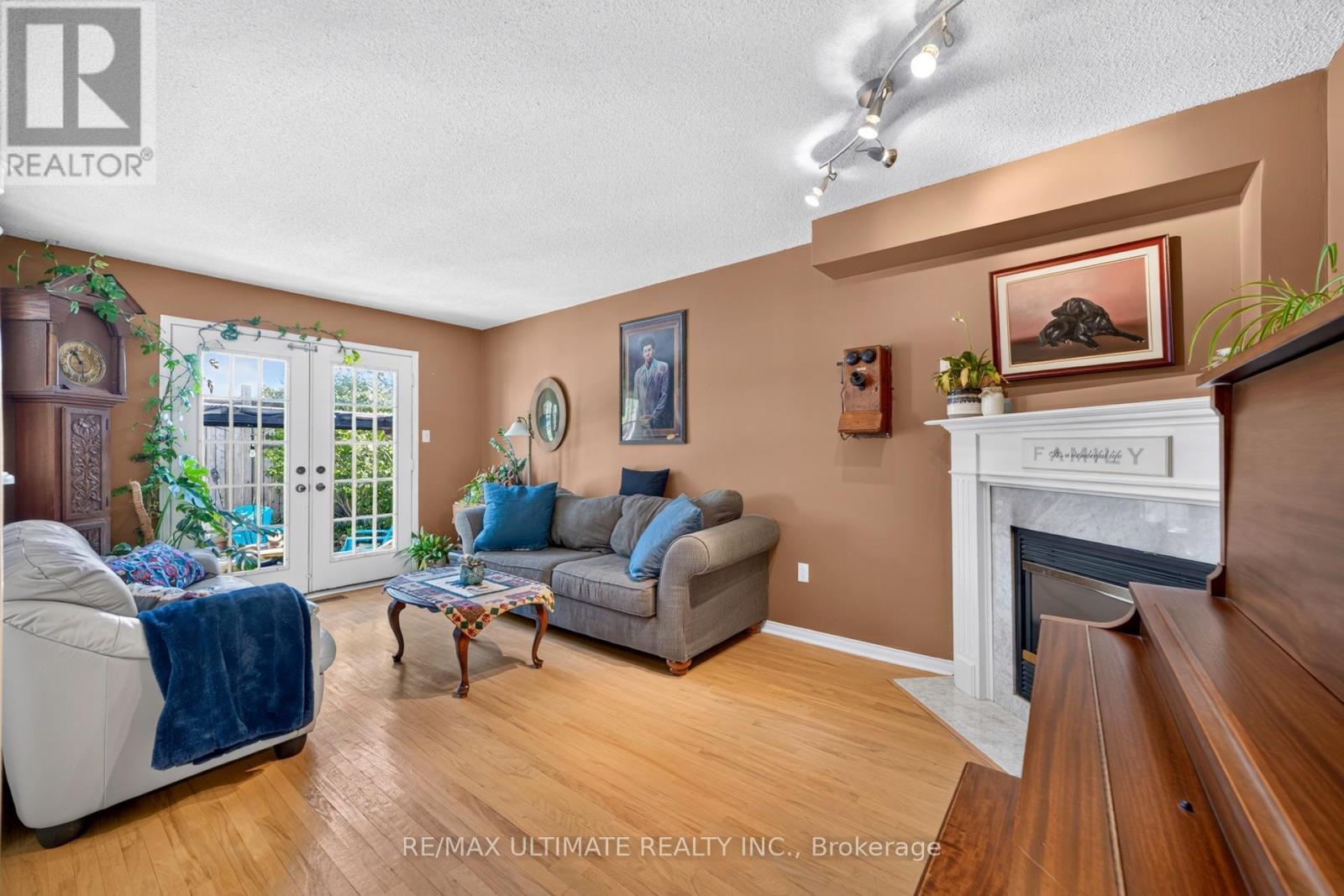 96 Cresthaven Road, Brampton, ON