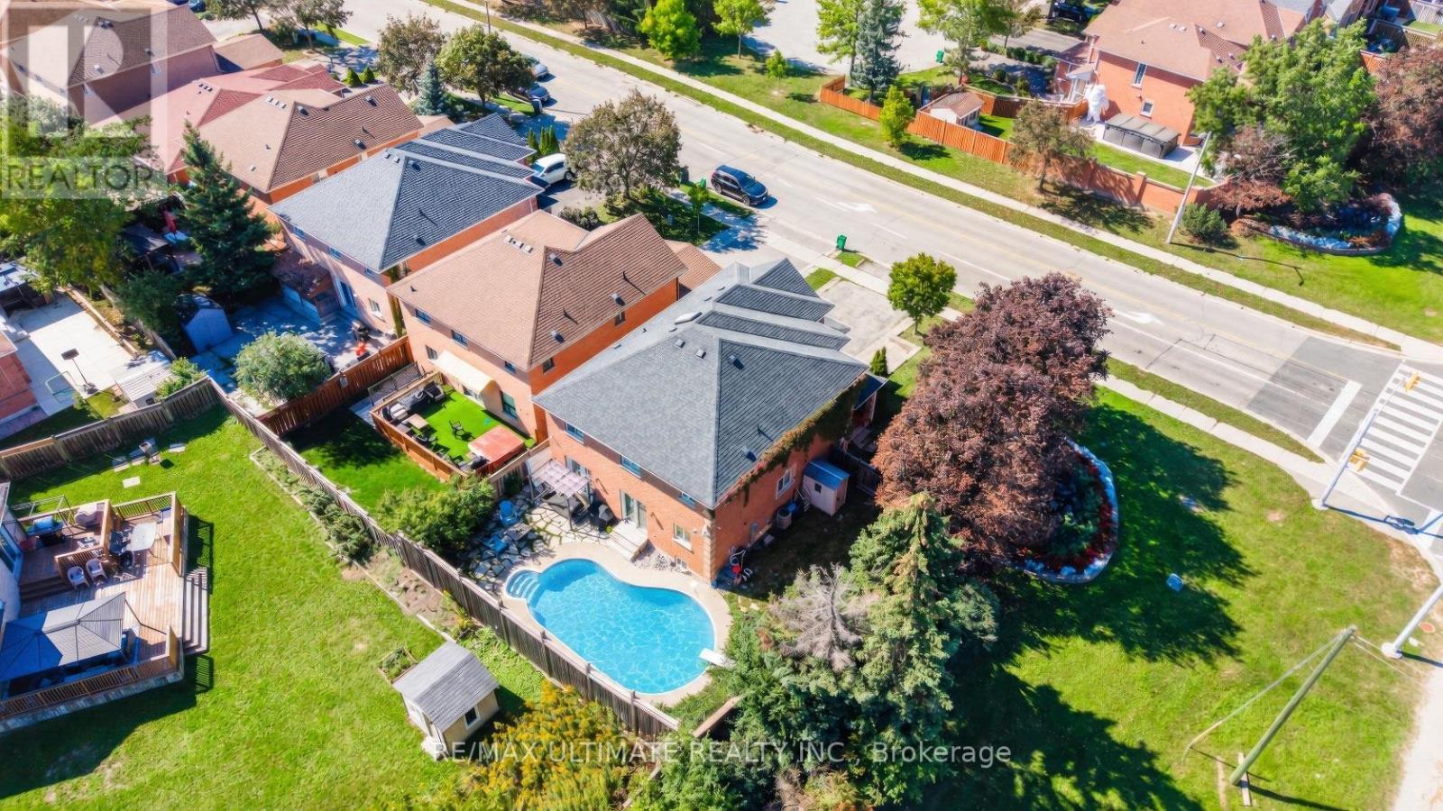 96 Cresthaven Road, Brampton, ON