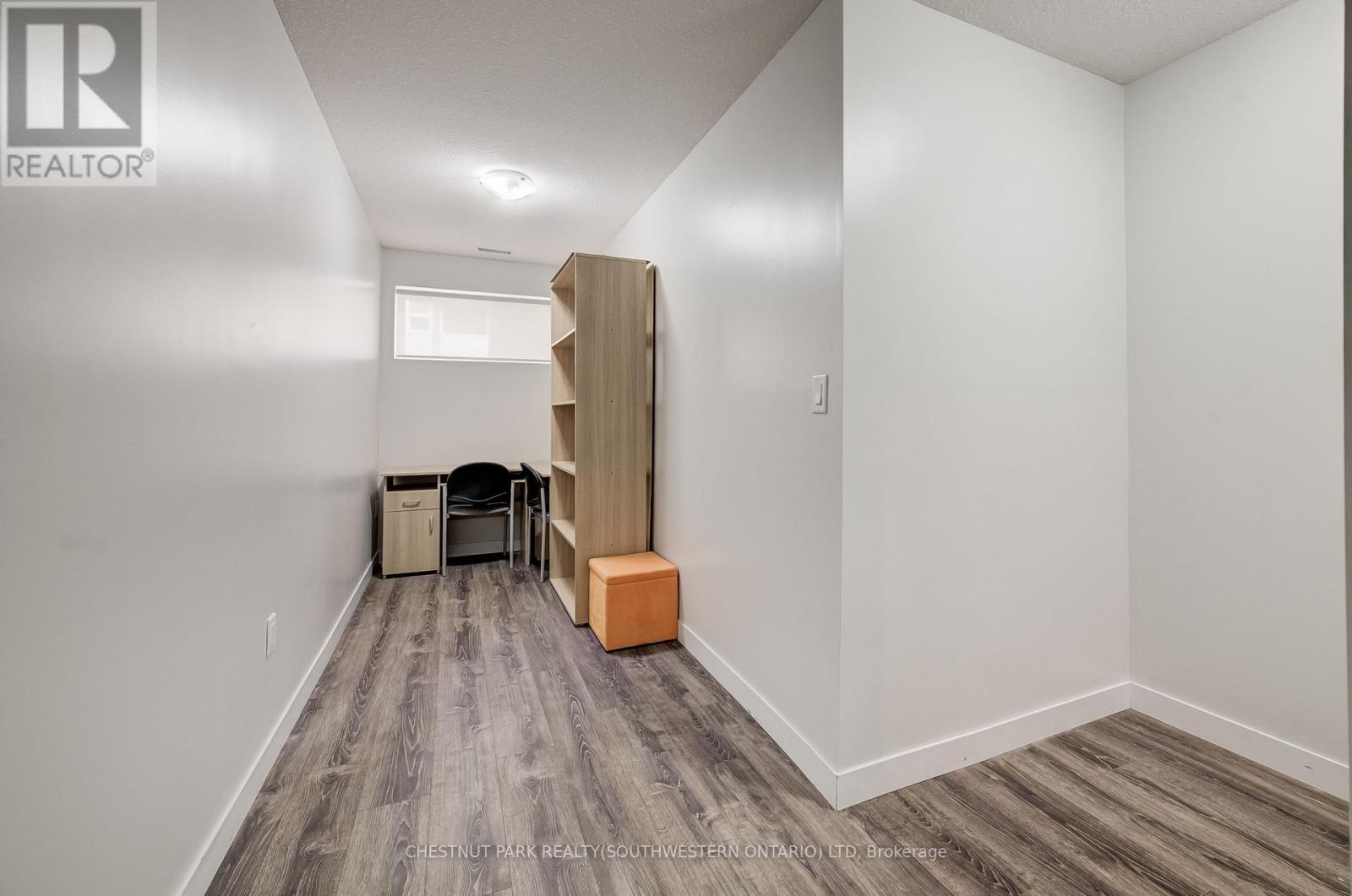 114 - 338 Albert Street, Waterloo, ON