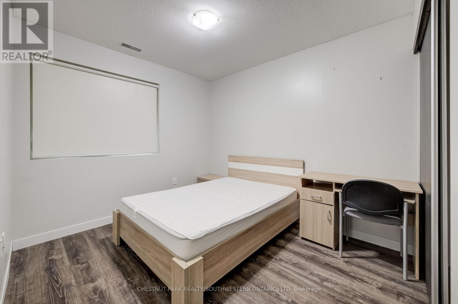 114 - 338 Albert Street, Waterloo, ON