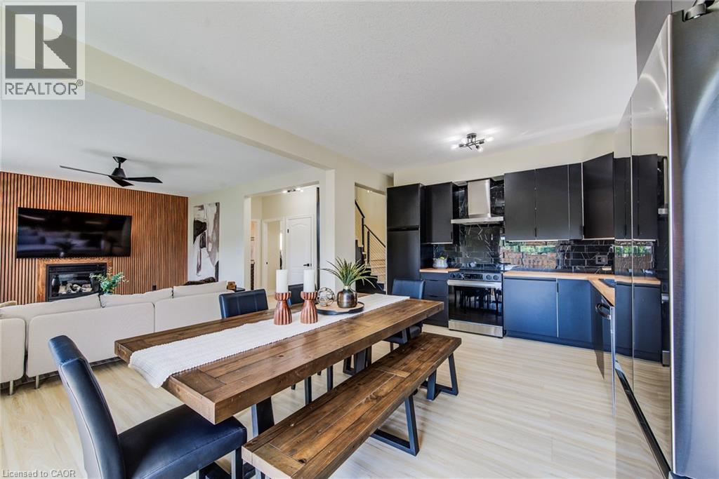 210 Hawkswood Drive, Kitchener, ON