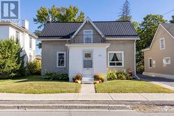 205 CENTRE STREET N Greater Napanee (Greater Napanee), ON K7R 1N7