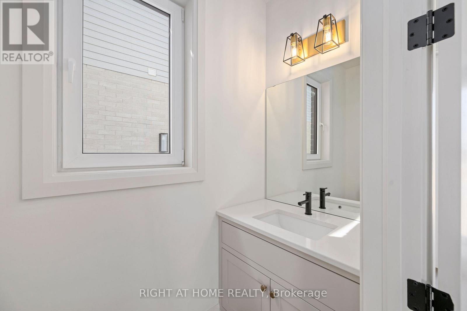 43 Lucas Road, St. Thomas, ON