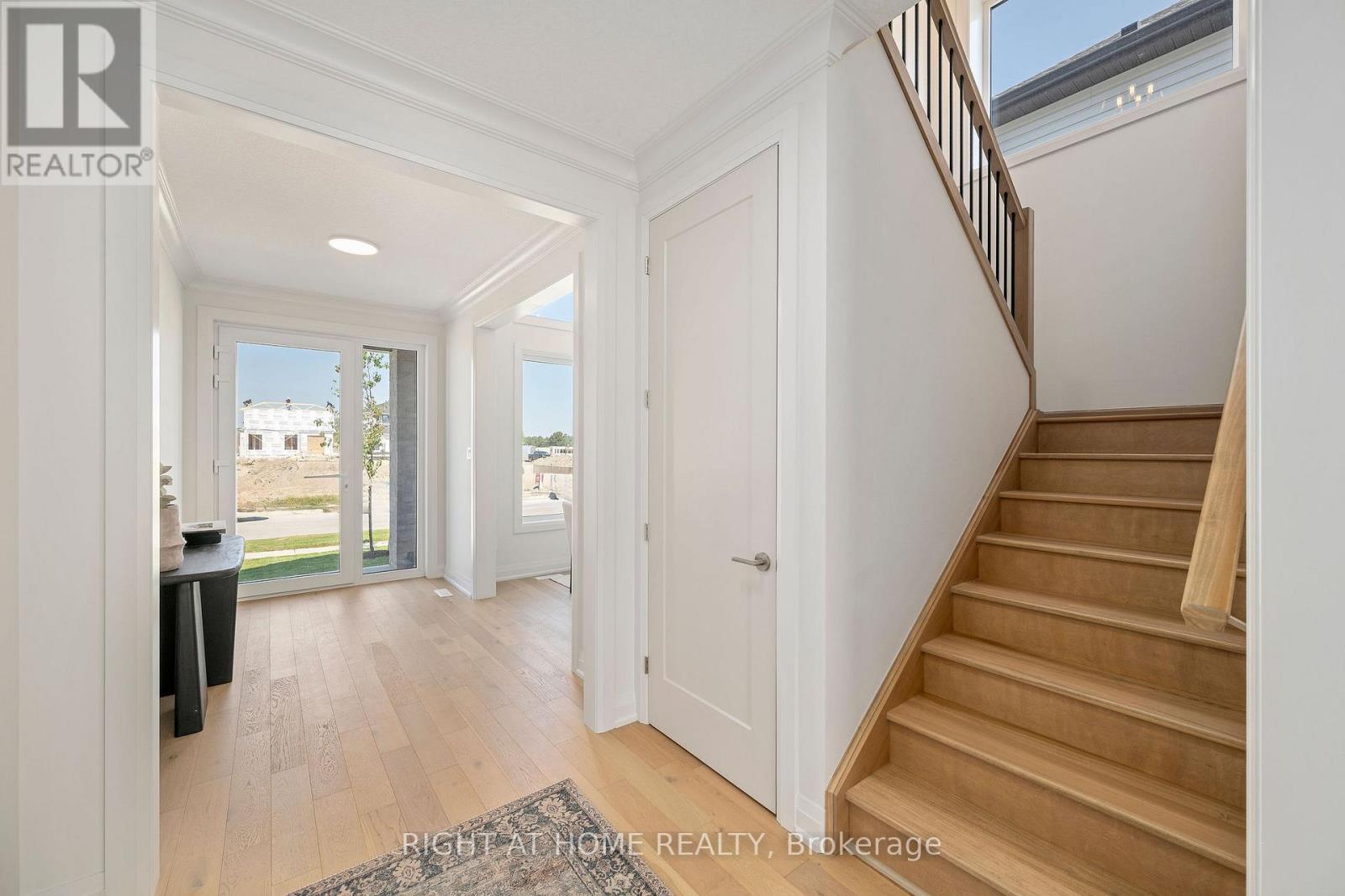 337 Manhattan Drive, London South (South K), ON