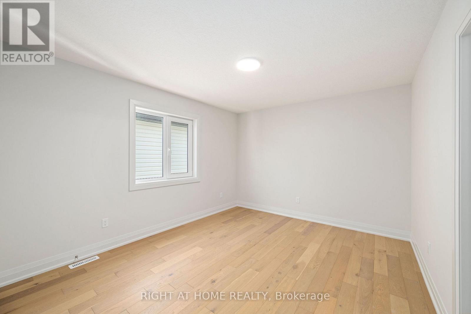 337 Manhattan Drive, London South (South K), ON