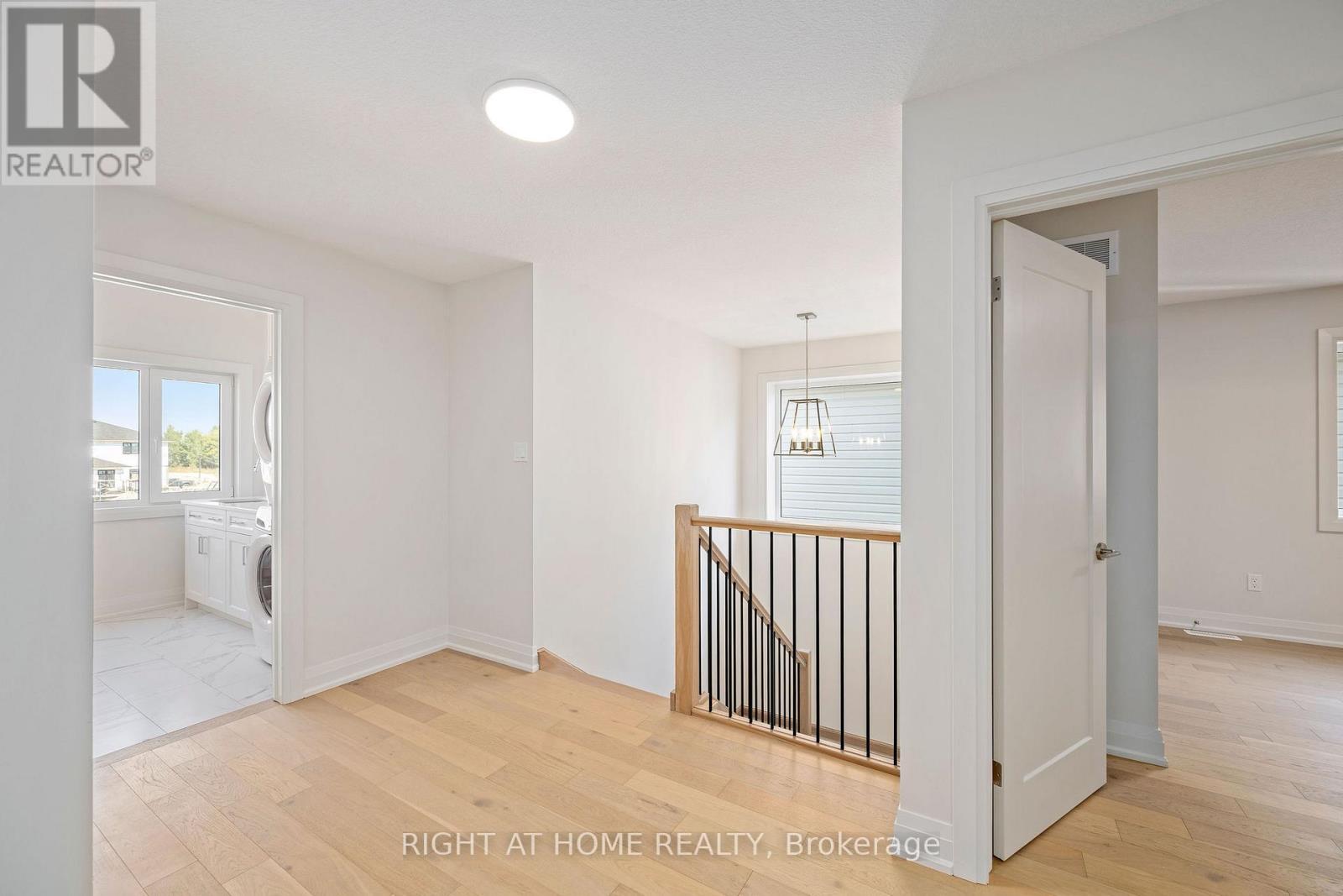 337 Manhattan Drive, London South (South K), ON