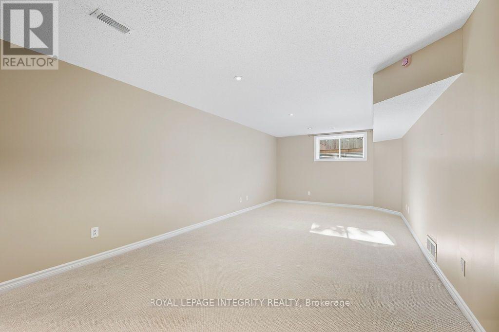 1014 Ottenbrite Crescent, Ottawa, ON