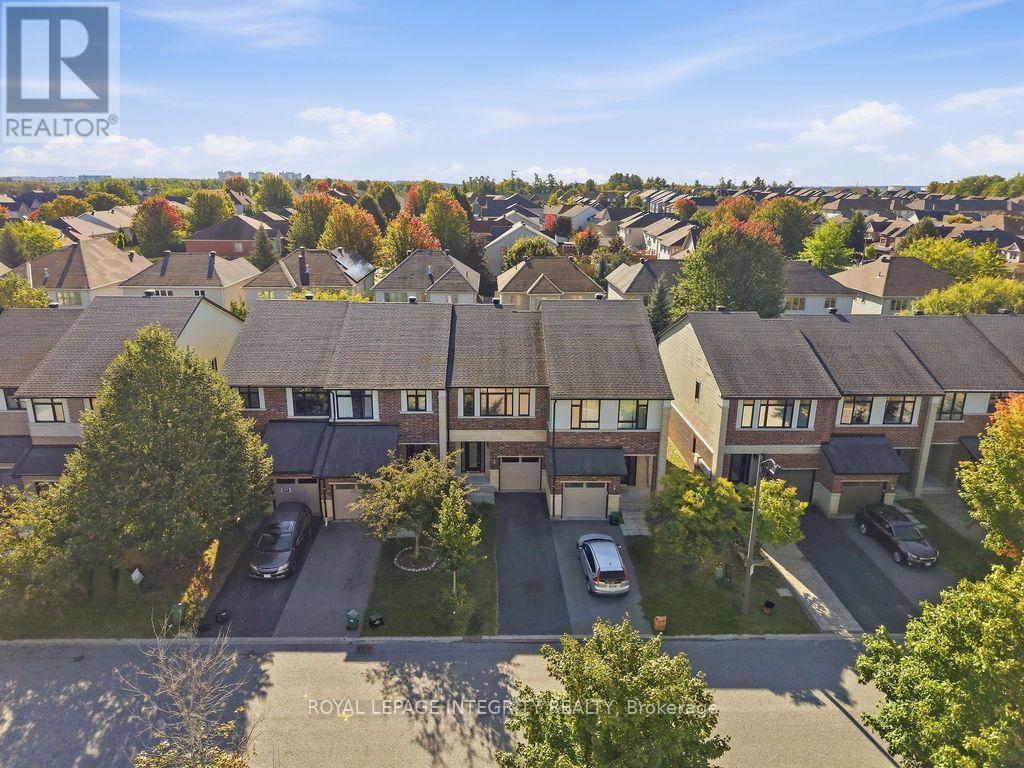 1014 Ottenbrite Crescent, Ottawa, ON