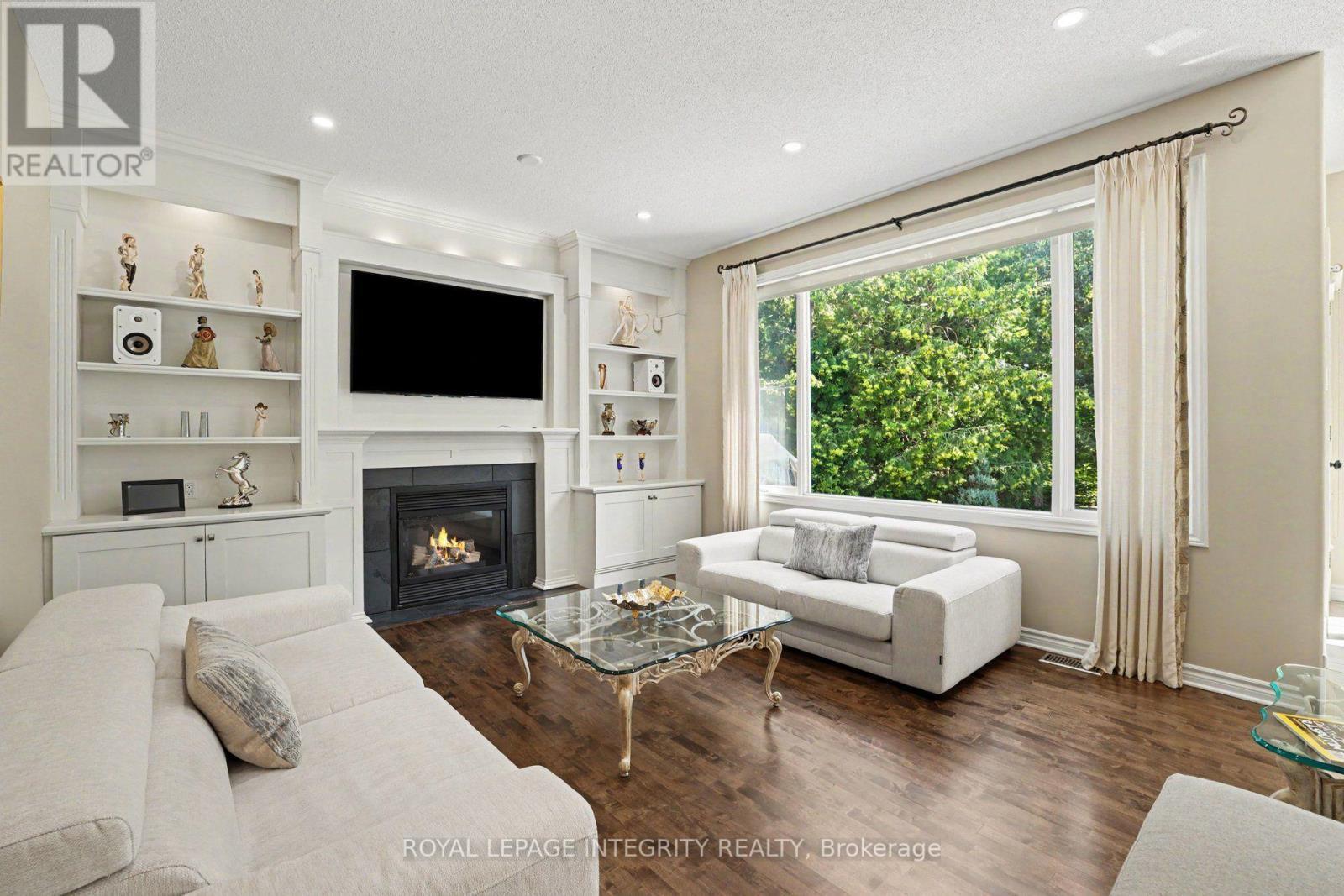92 Broughton Street, Ottawa, ON