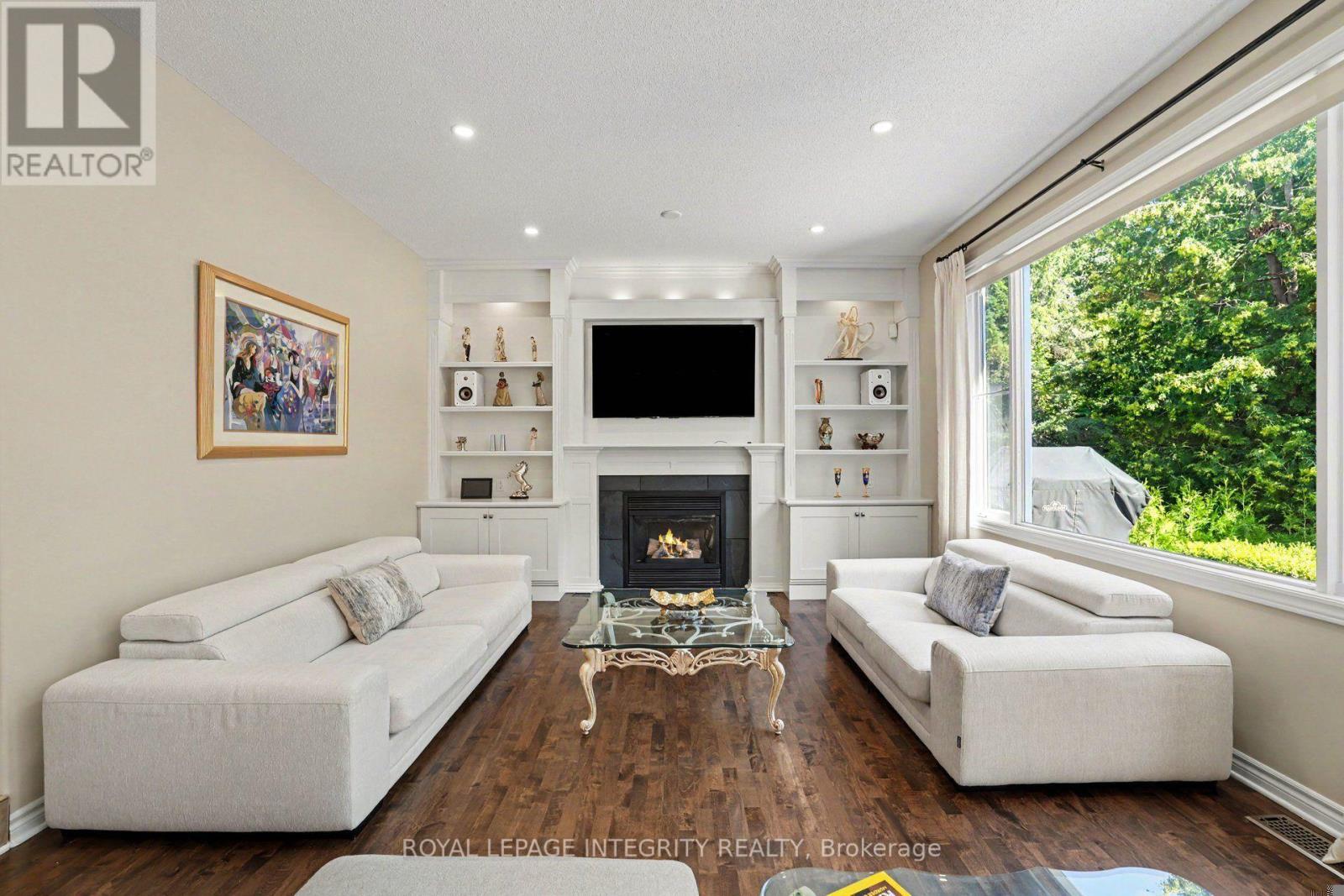 92 Broughton Street, Ottawa, ON