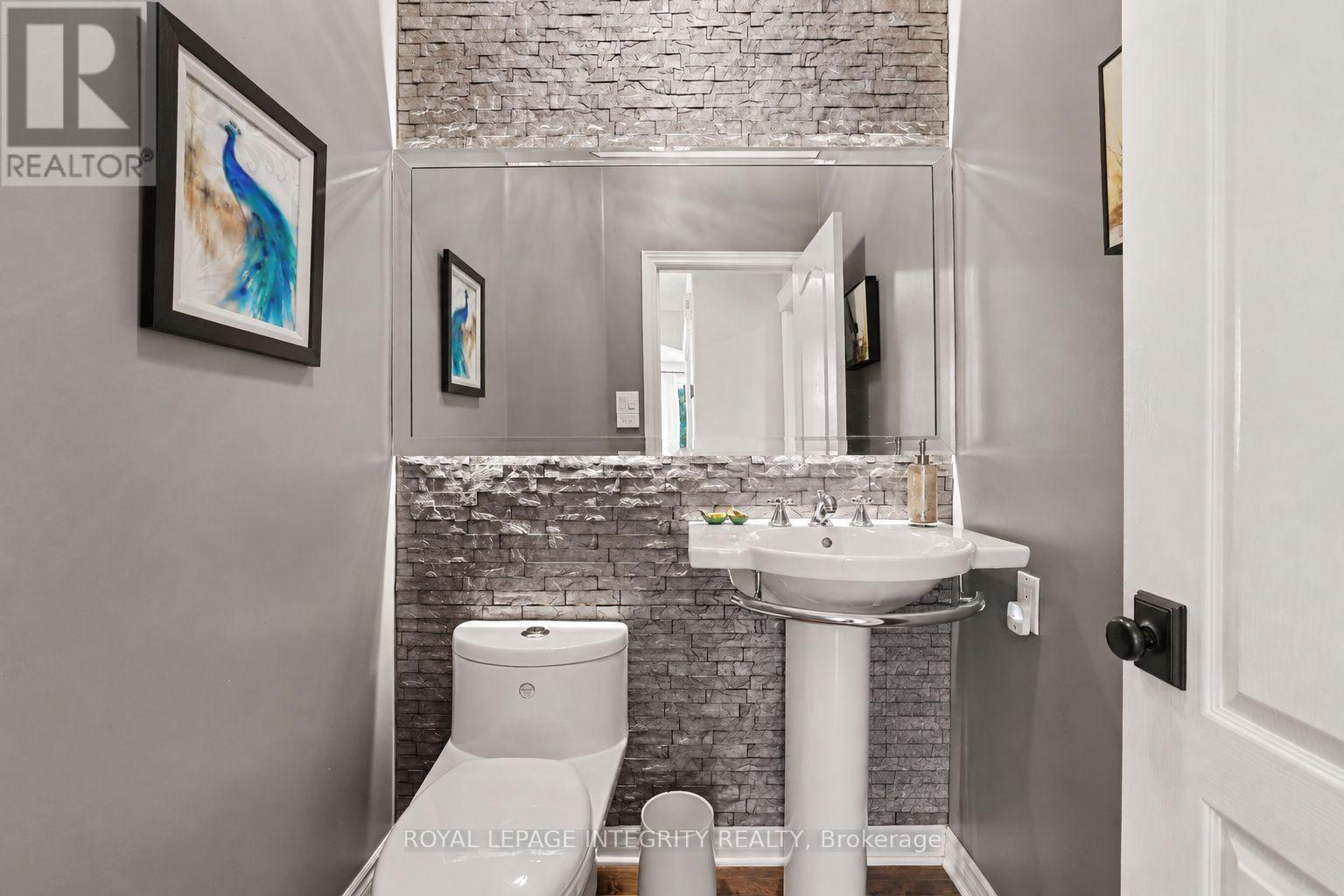 92 Broughton Street, Ottawa, ON