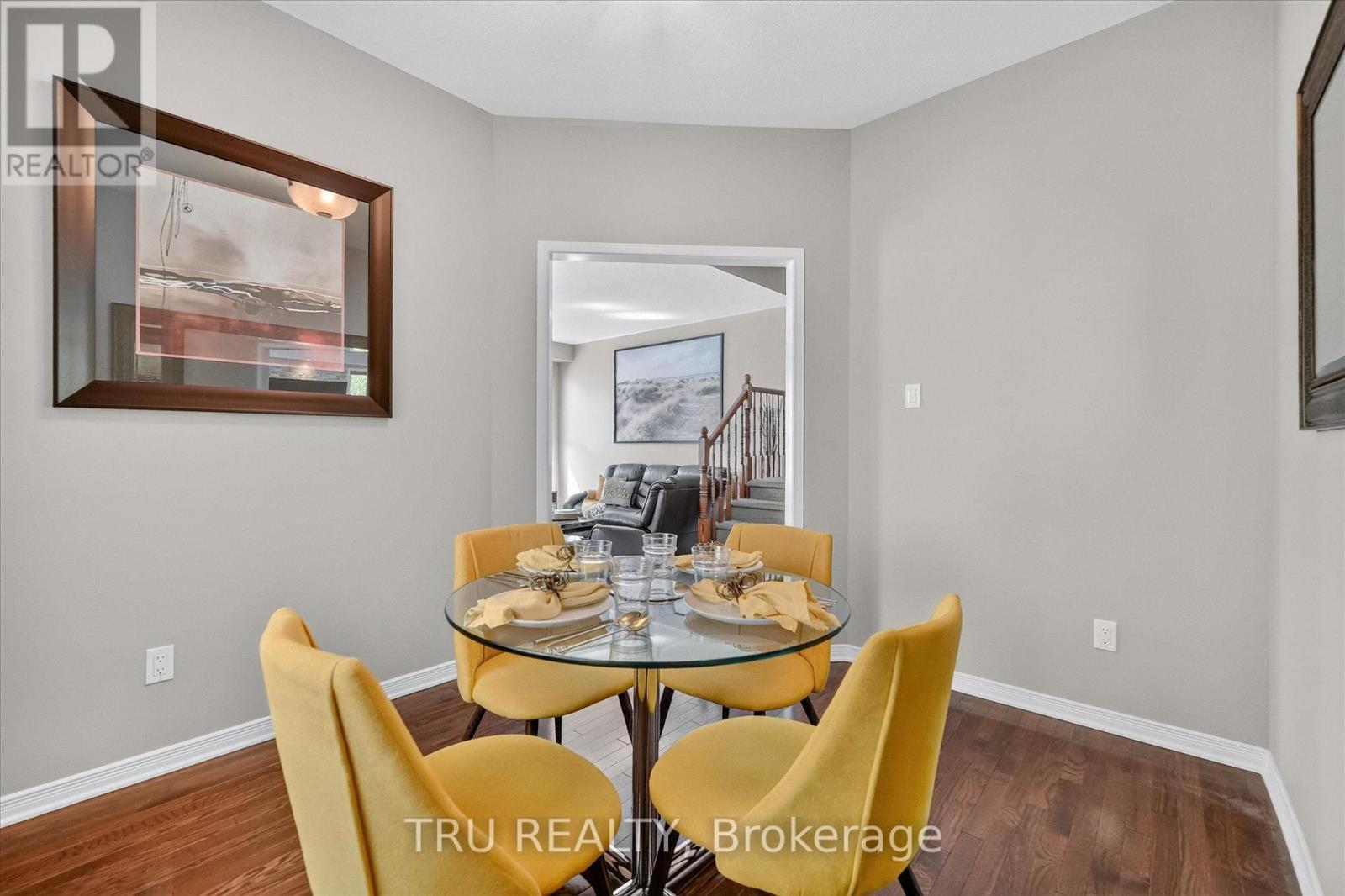 dining room - 325 Upcountry Drive E, Ottawa, ON