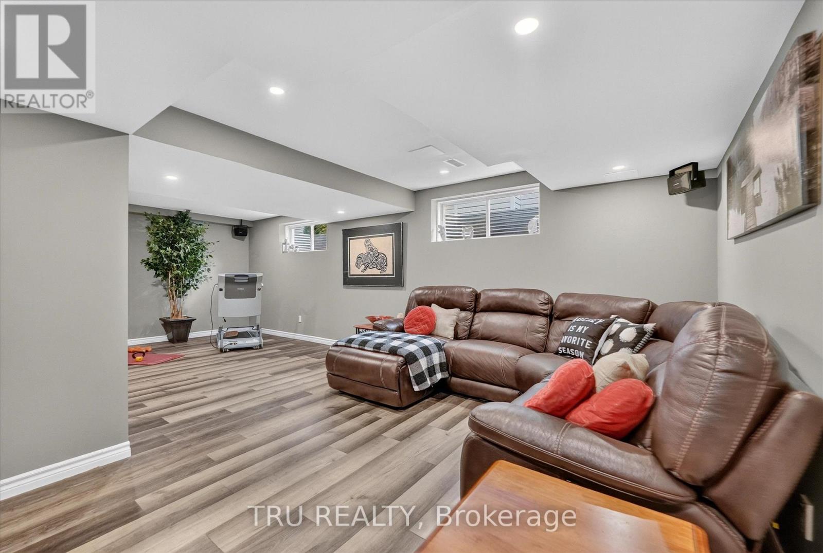 lower level rec room - 325 Upcountry Drive E, Ottawa, ON