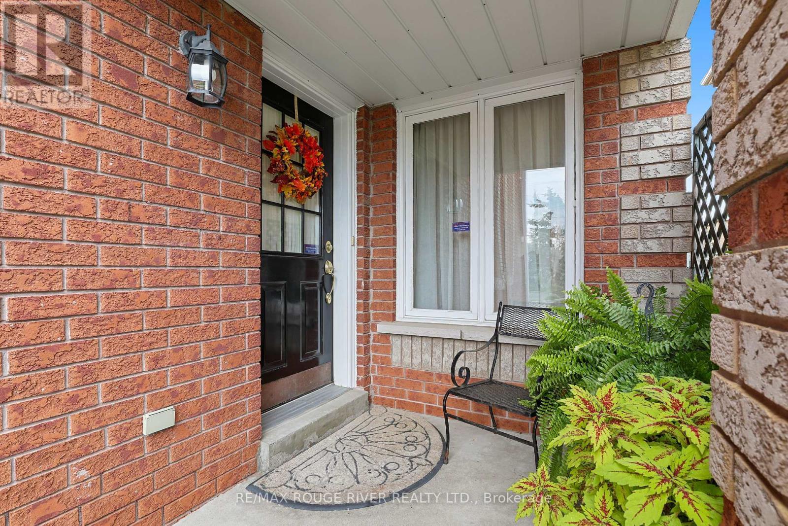 1543 Otonabee Drive, Pickering, ON