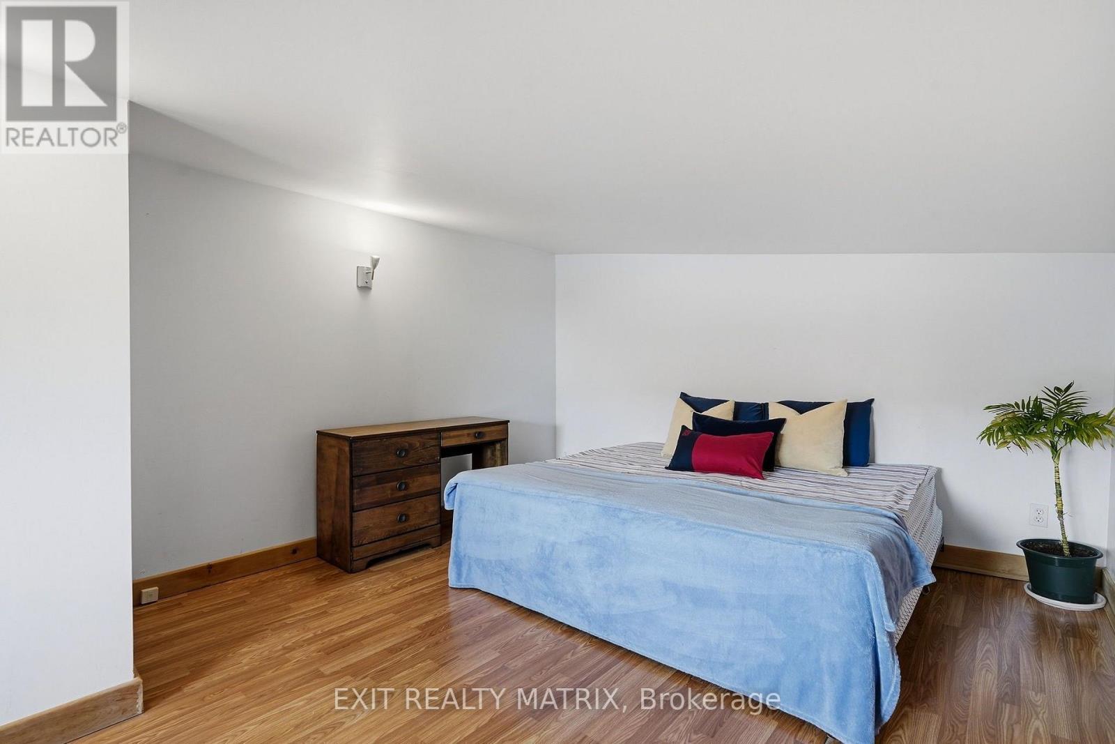 1187 Labrosse Street, East Hawkesbury, ON