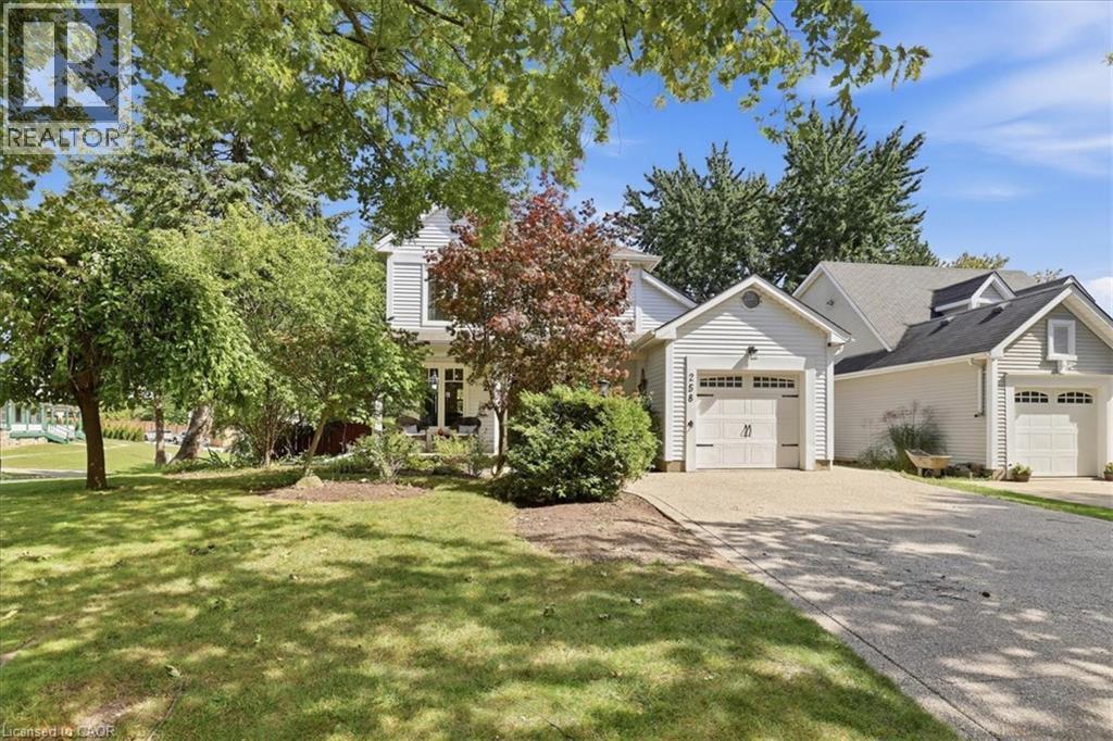 258 Newport Place, Waterloo, ON