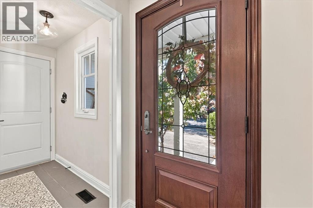 258 Newport Place, Waterloo, ON