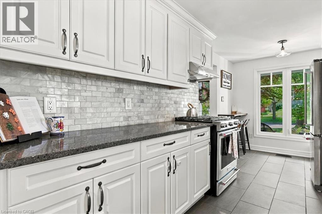 258 Newport Place, Waterloo, ON