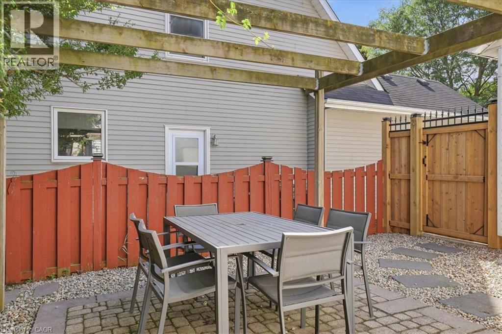 258 Newport Place, Waterloo, ON
