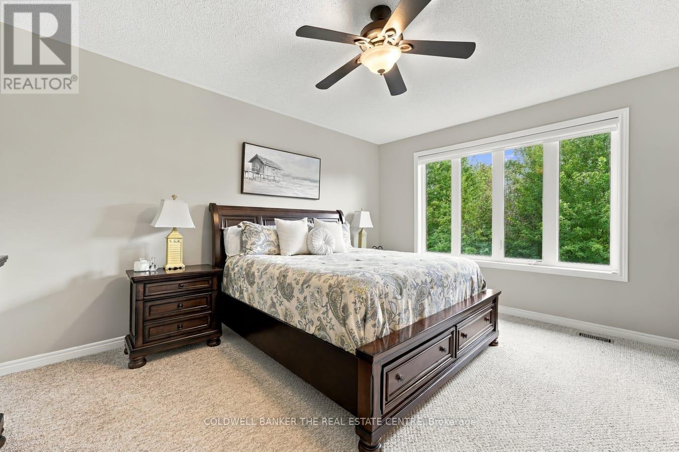 Main Primary Bdrm - 25 Manor Forest Road, East Gwillimbury, ON
