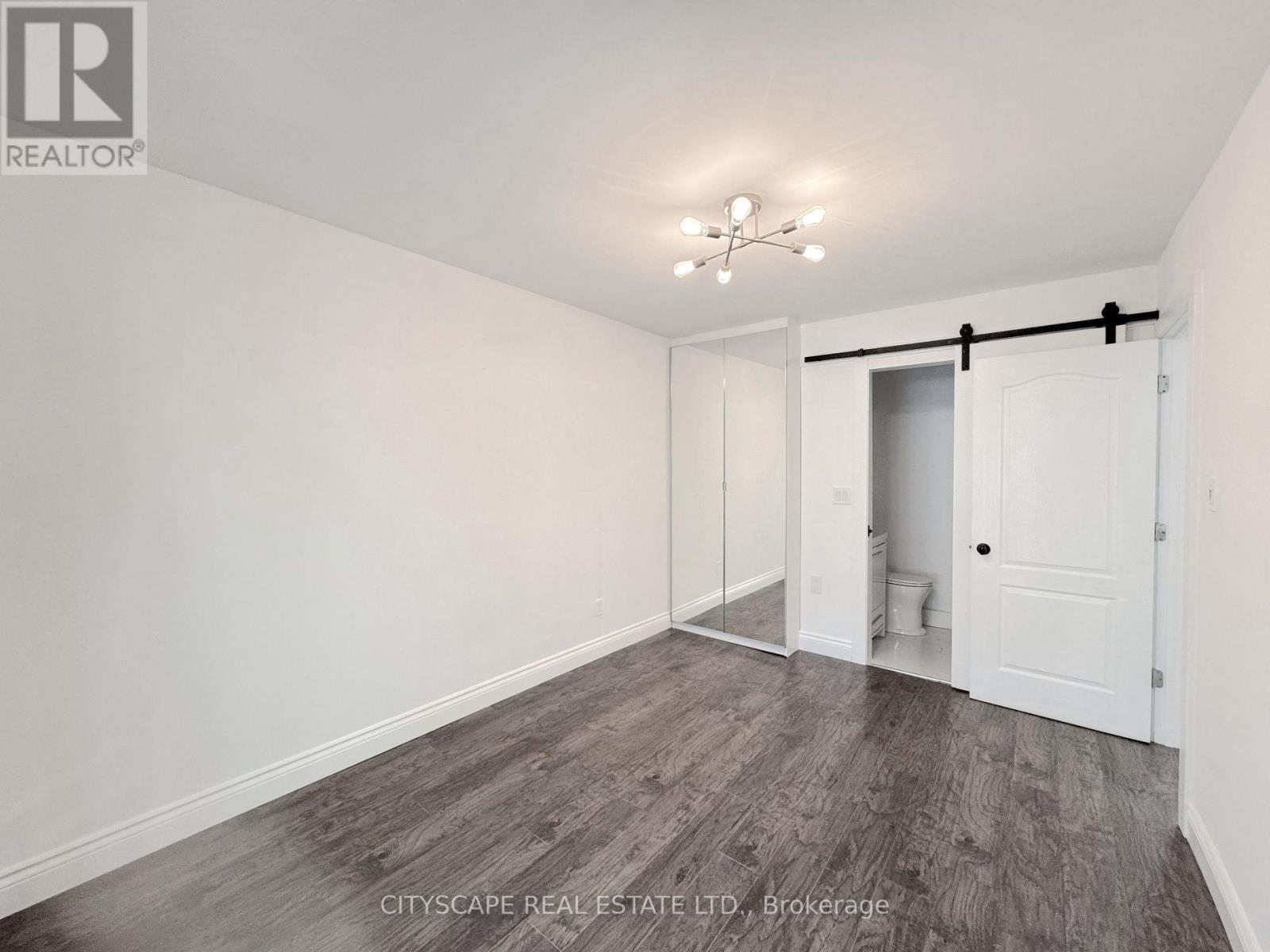 Primary Bedroom - 60 Hillview Drive, Newmarket, ON