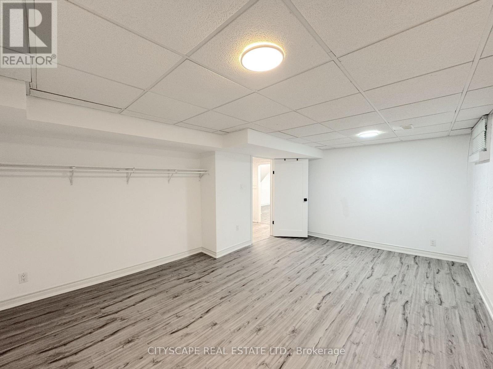 Basement Bedroom #1 - 60 Hillview Drive, Newmarket, ON