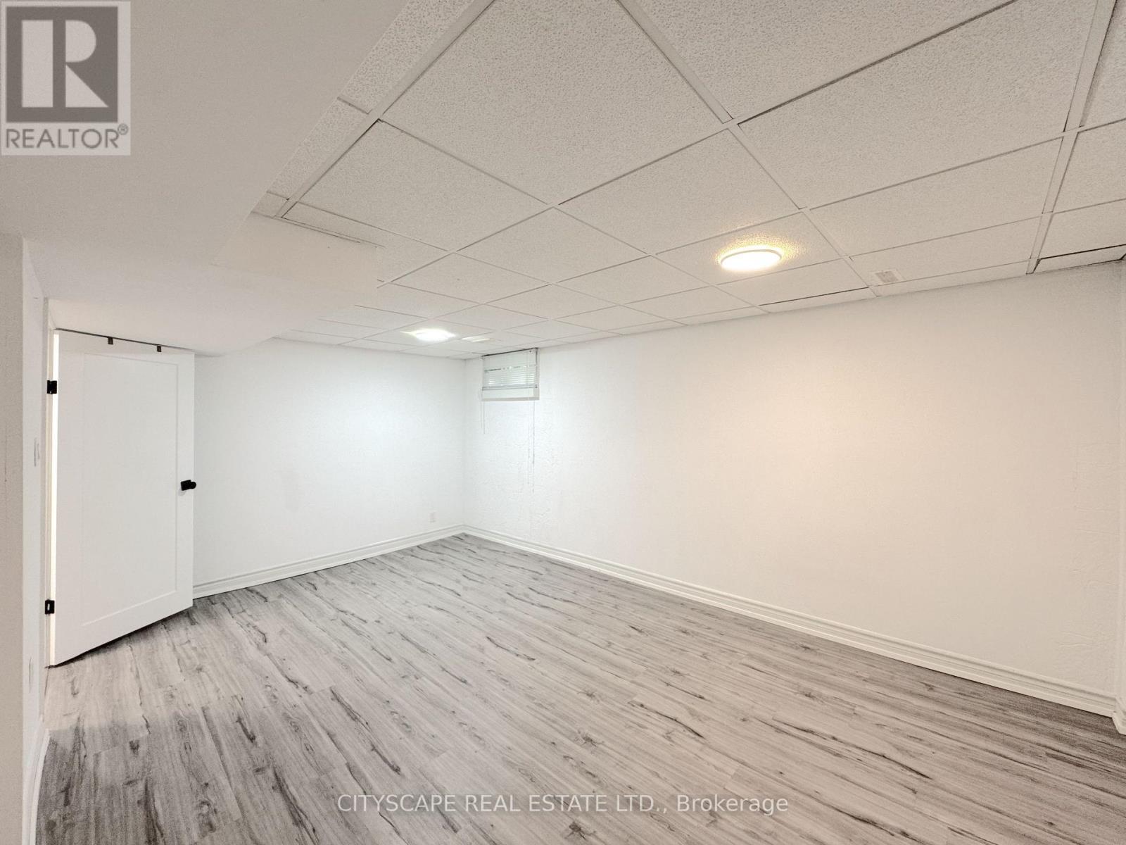 Basement Bedroom #1 - 60 Hillview Drive, Newmarket, ON