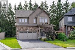 51 MAIDENS CRESCENT Collingwood, ON L9Y 5M4