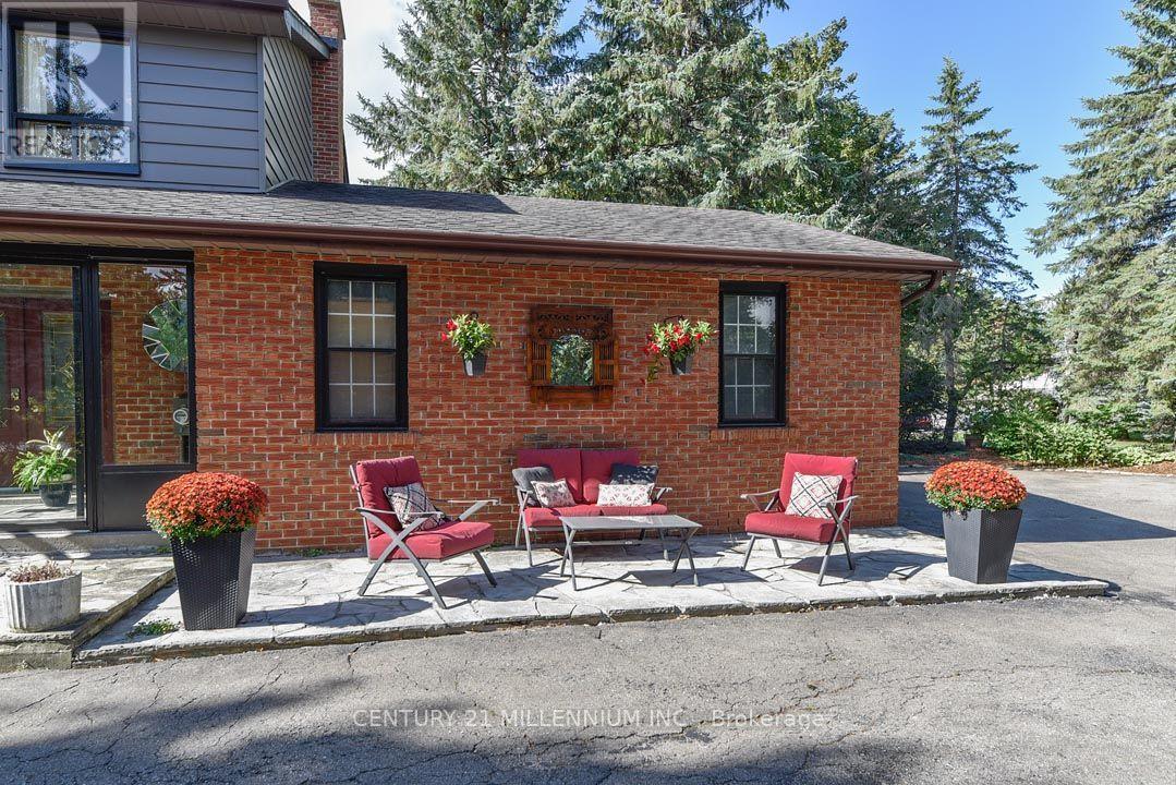 1666 Spruce Drive, Caledon, ON