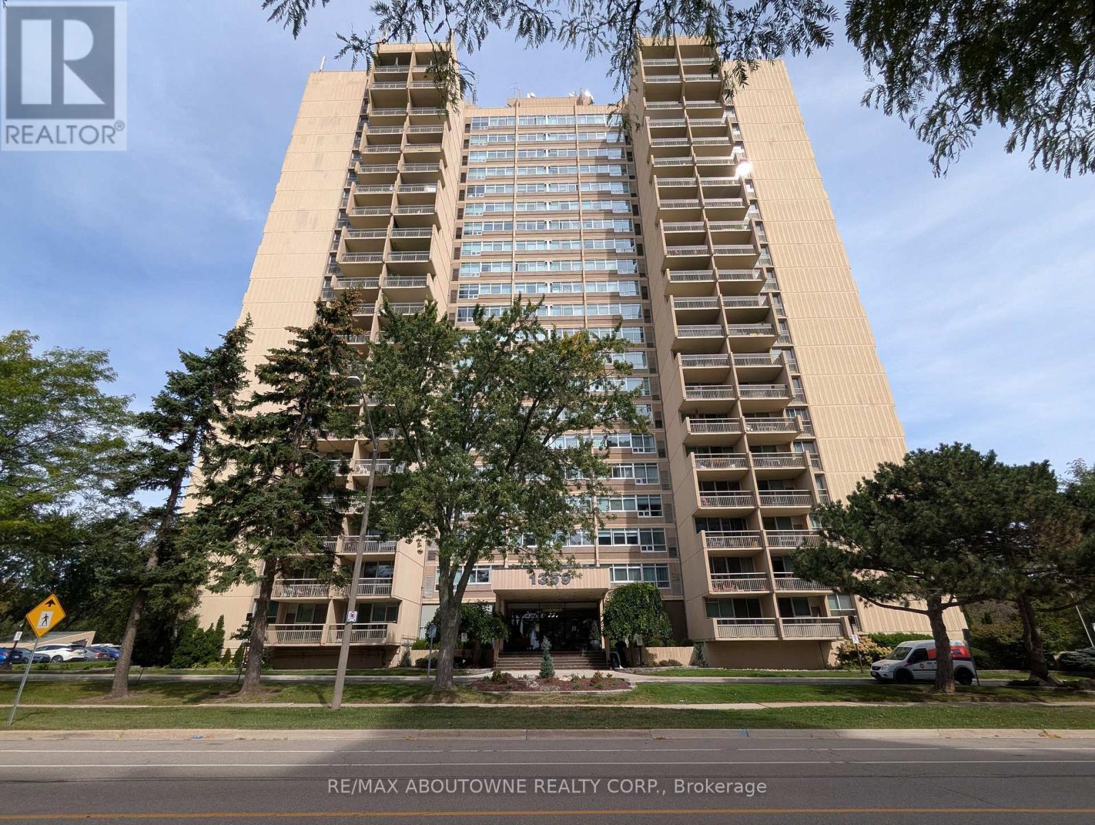 306 - 1359 White Oaks Boulevard, Oakville, ON