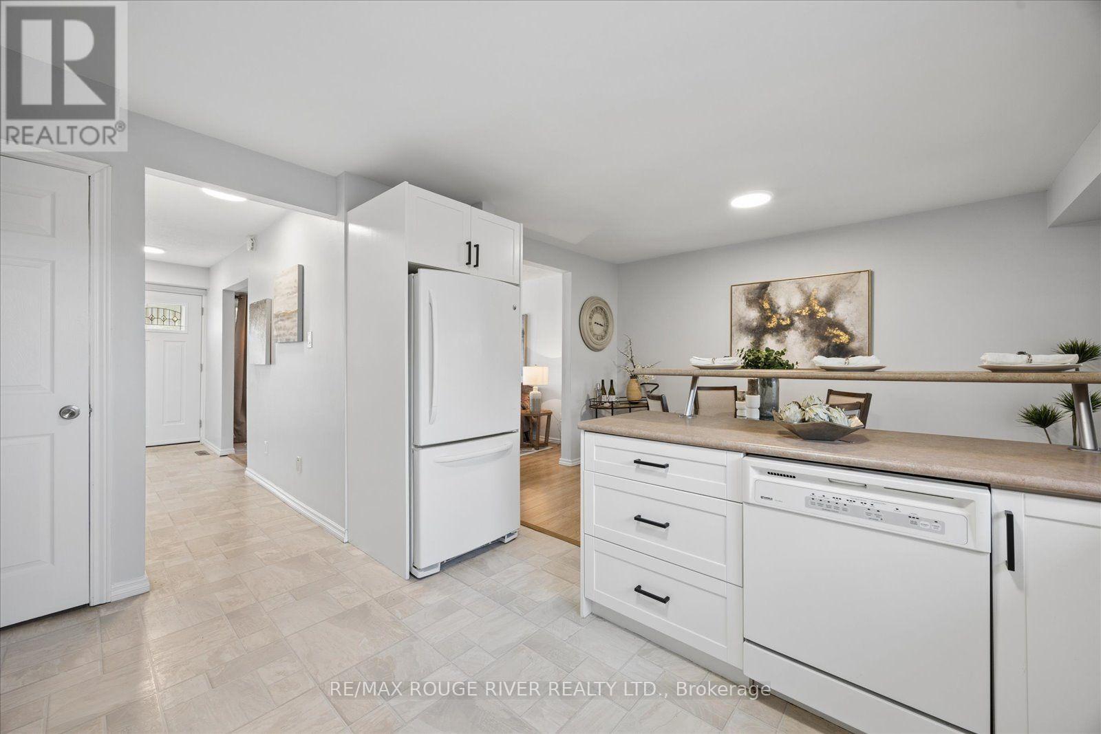 371 Ormond Drive, Oshawa, ON