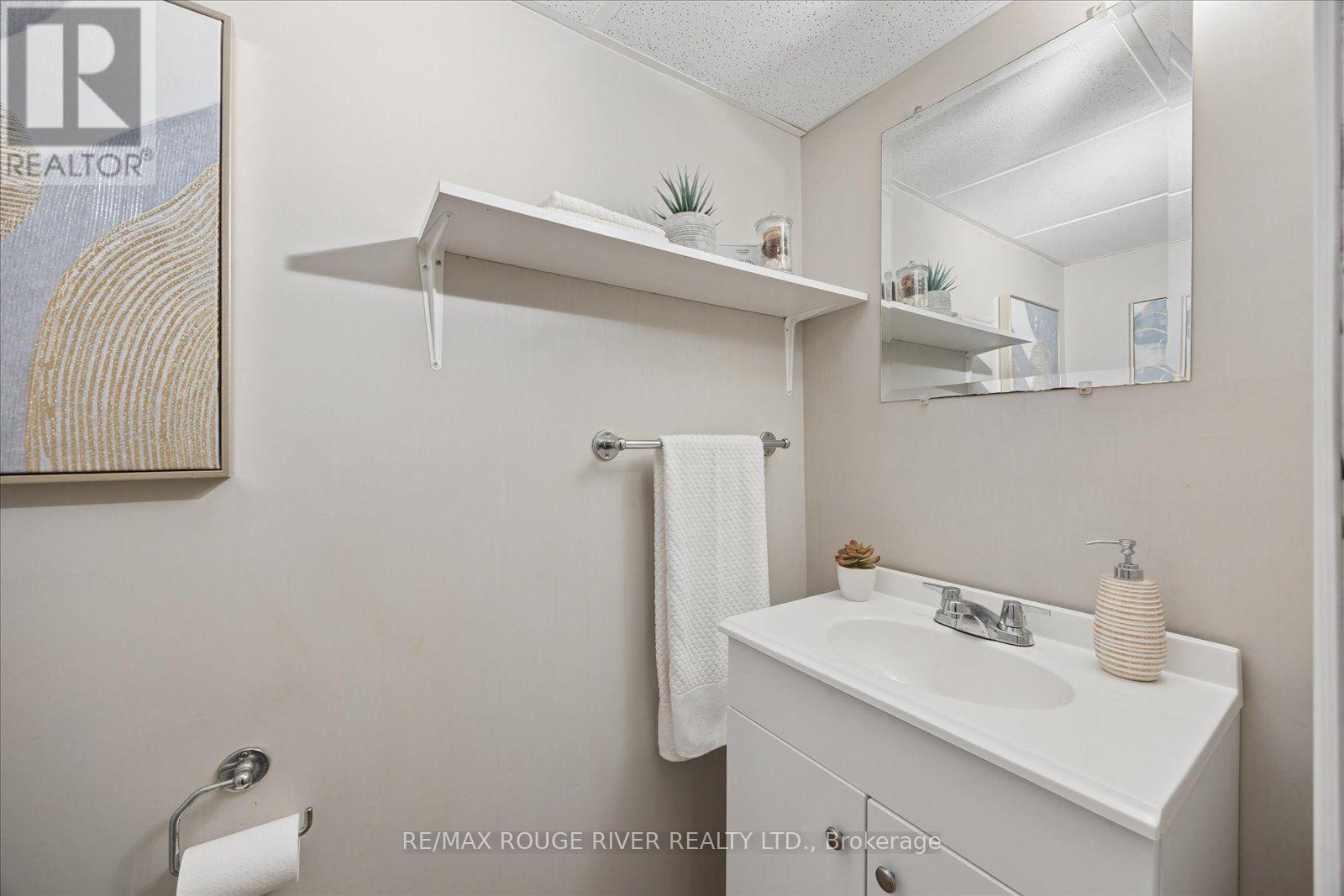 371 Ormond Drive, Oshawa, ON