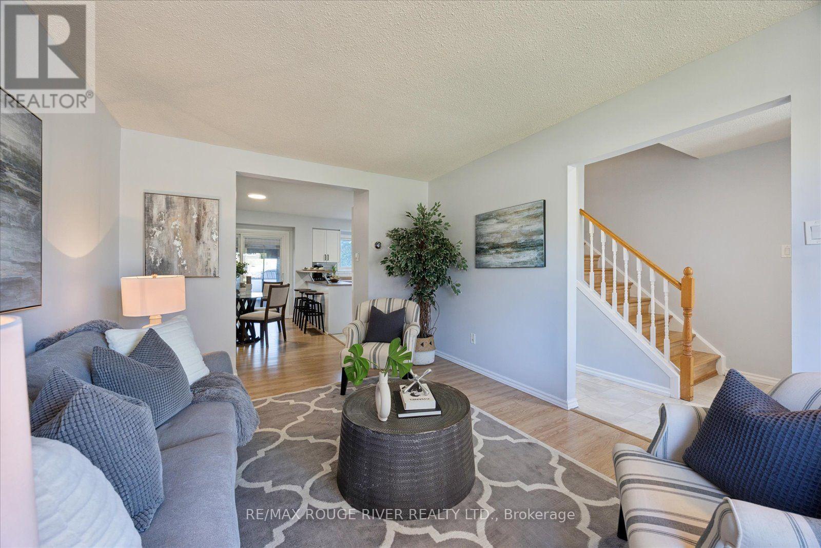 371 Ormond Drive, Oshawa, ON