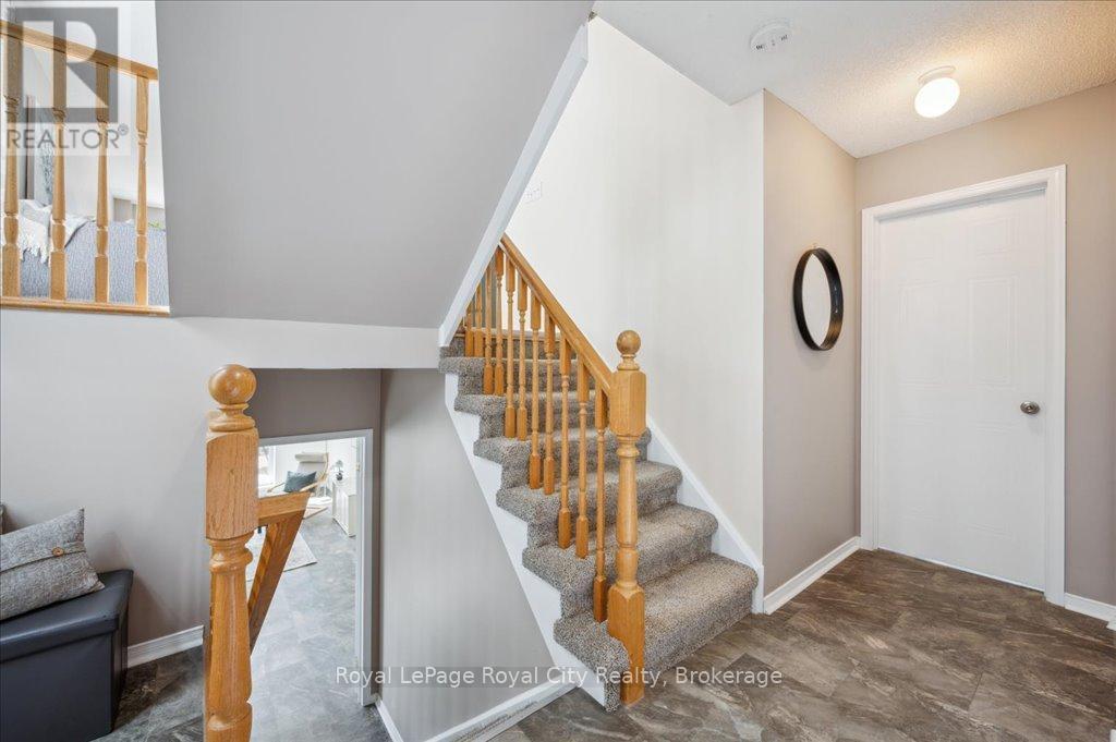 47 Mccurdy Road, Guelph (Kortright West), ON