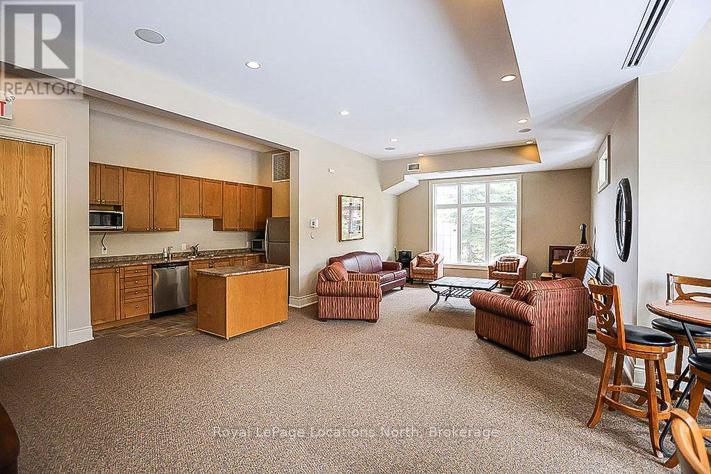 Club House - 102 - 25 Beaver Street S, Blue Mountains, ON