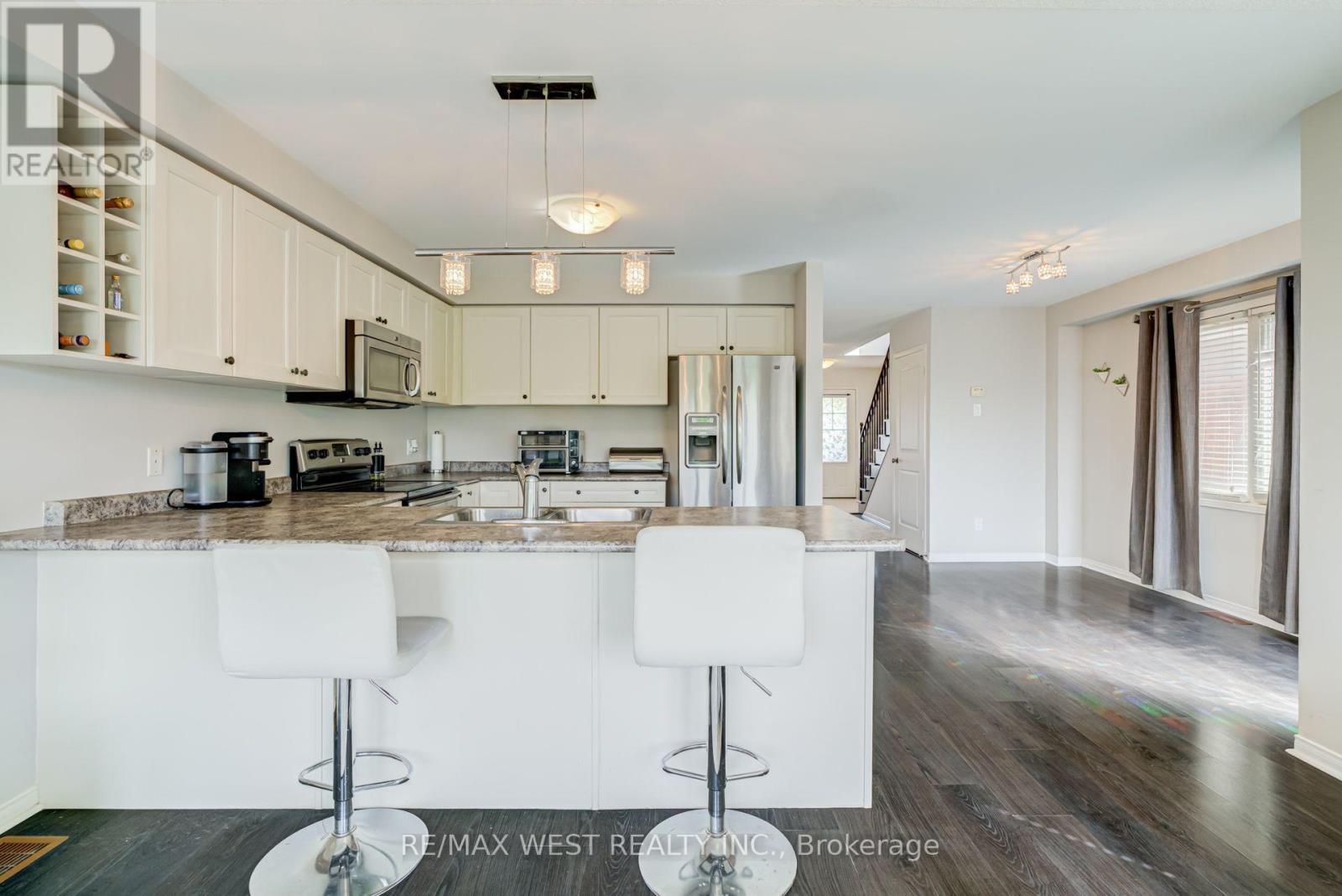 12 Hoard Avenue S, New Tecumseth, ON
