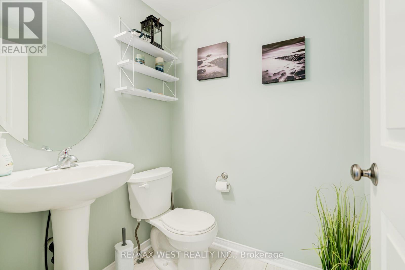 12 Hoard Avenue S, New Tecumseth, ON