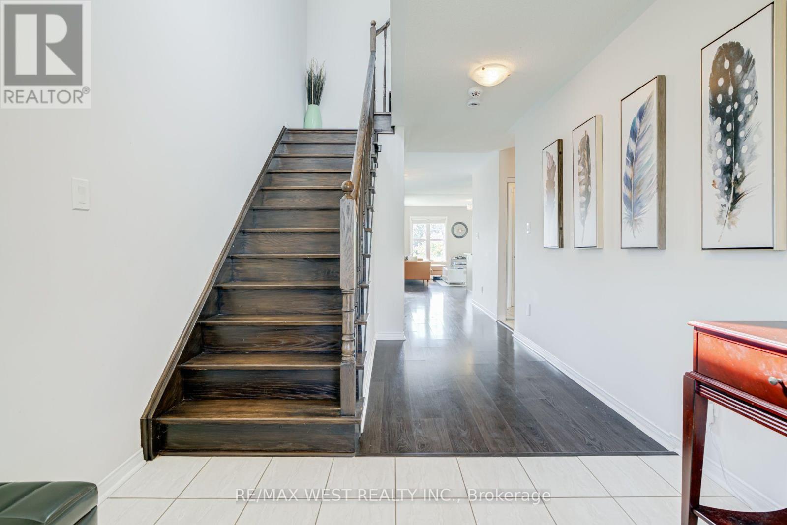 12 Hoard Avenue S, New Tecumseth, ON