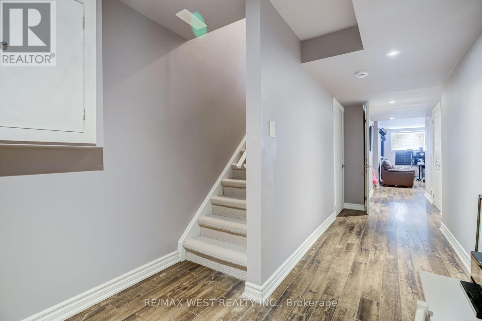 12 Hoard Avenue S, New Tecumseth, ON