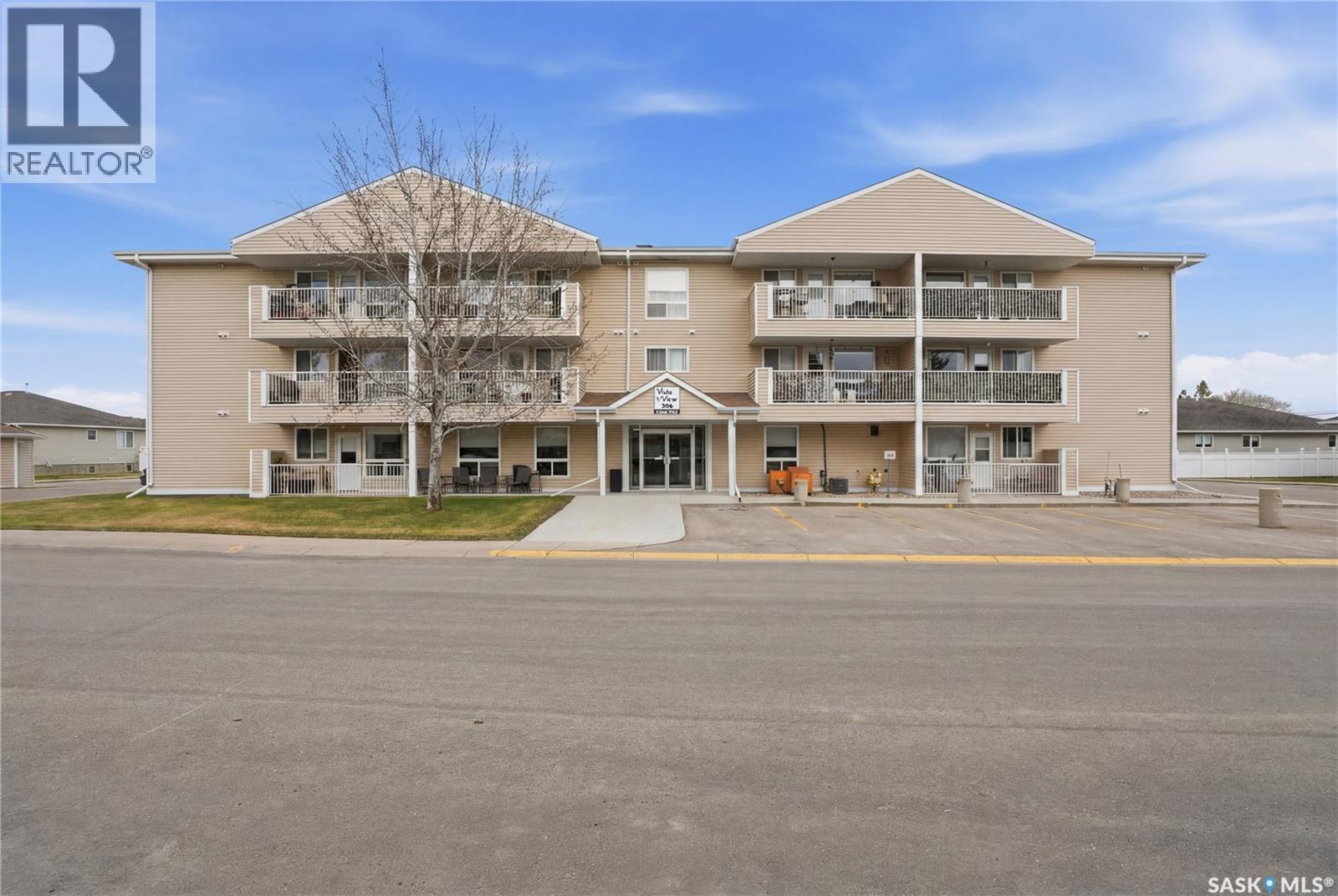 304 206 Pioneer Place, Warman, SK