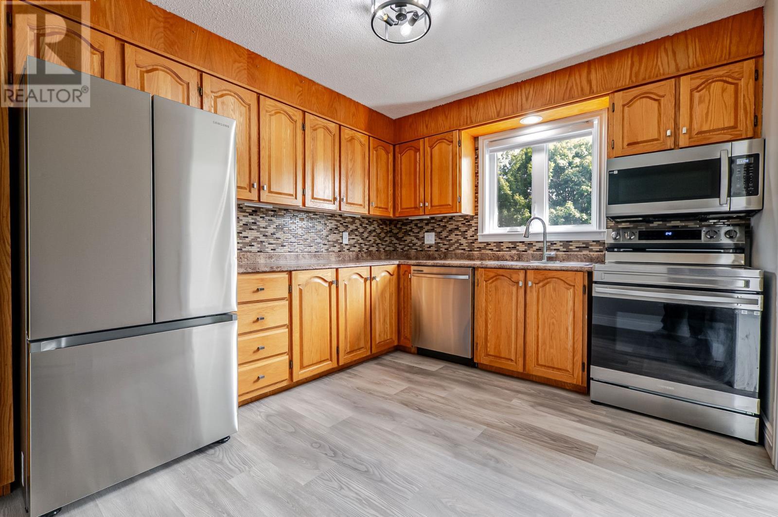 36 Moores Drive, Mount Pearl, NL