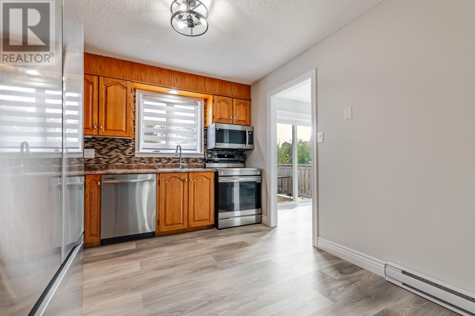 36 Moores Drive, Mount Pearl, NL