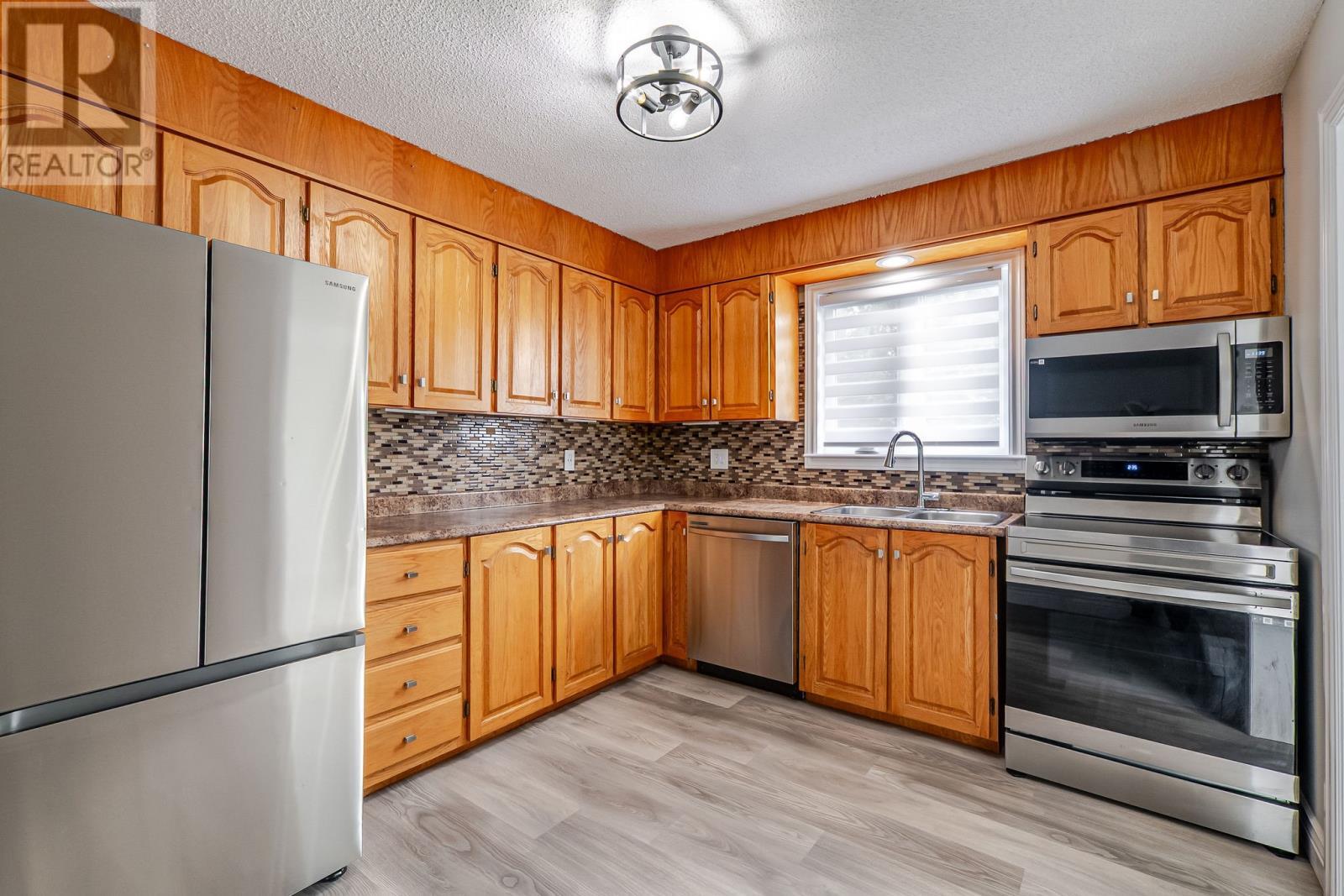 36 Moores Drive, Mount Pearl, NL