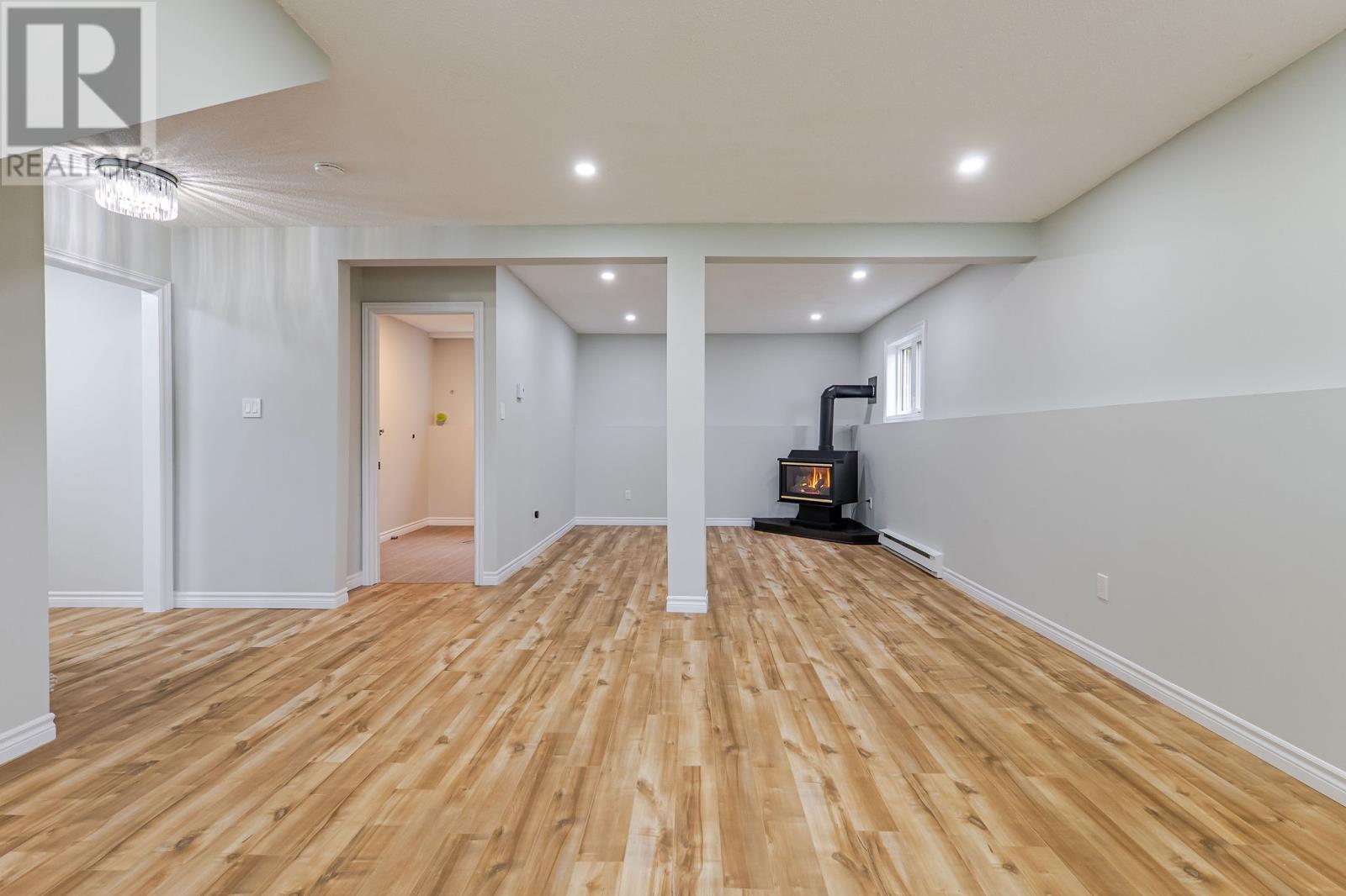 36 Moores Drive, Mount Pearl, NL