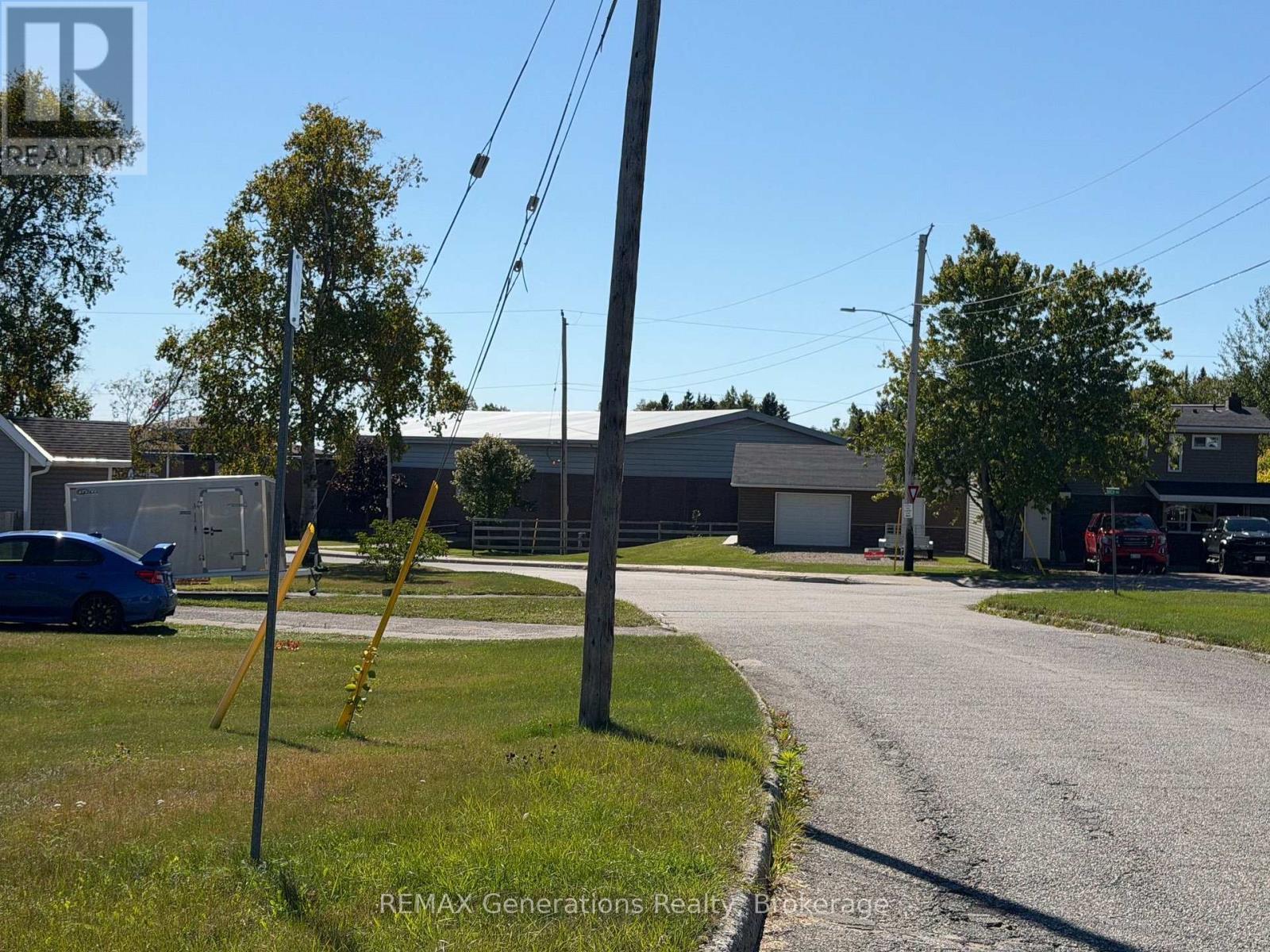 36 Hudson Drive N, Terrace Bay, ON