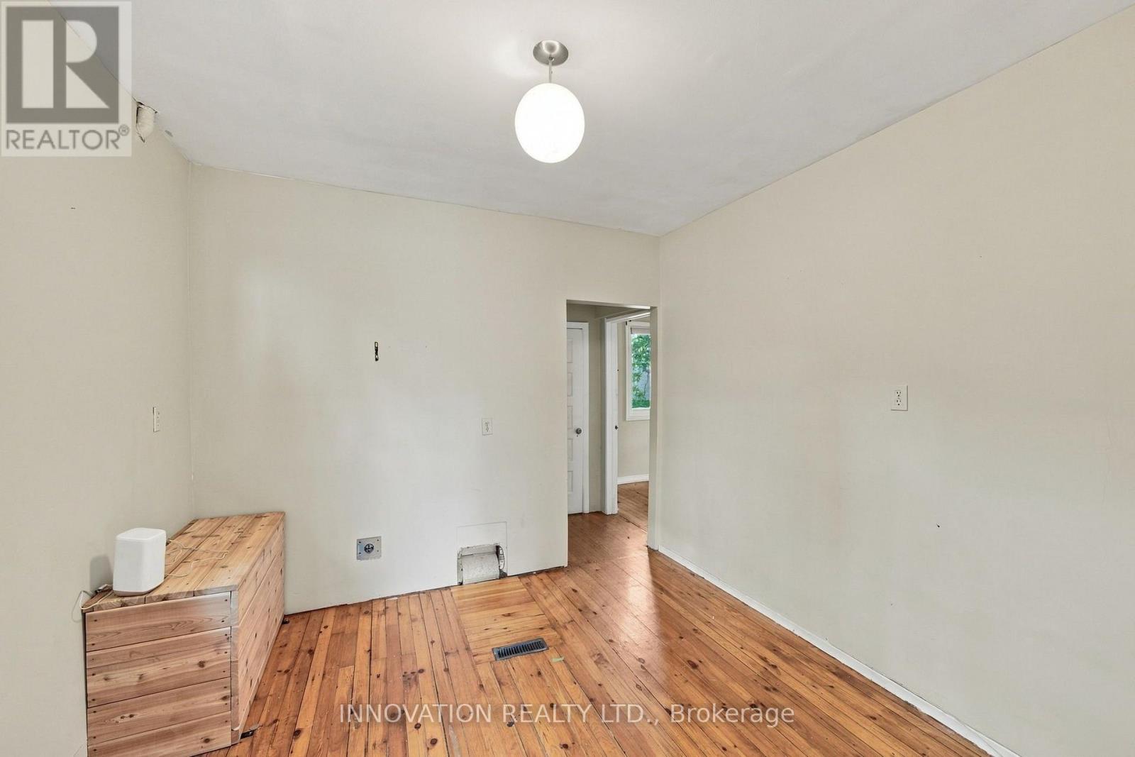 204 Compton Avenue, Ottawa, ON