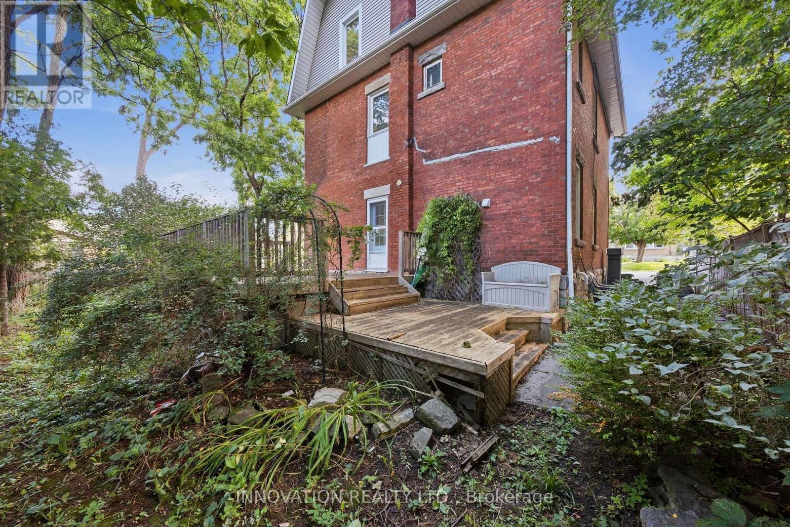 204 Compton Avenue, Ottawa, ON