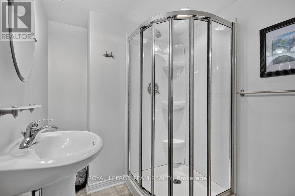 1877 Montereau Avenue, Ottawa, ON